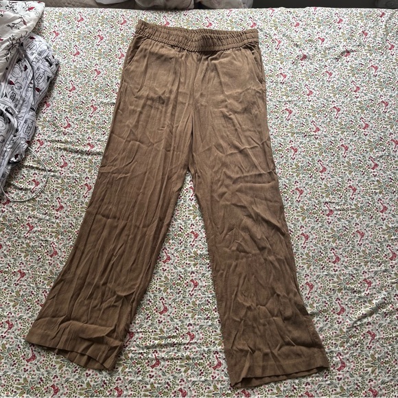 Light brown linen pants - Picture 3 of 3